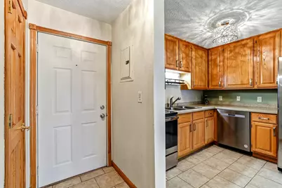 391 Grand Avenue #203, Saint Paul, MN 55102 - Photo 4