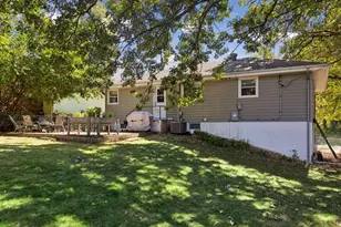 7608 Viewcrest Ln, New Hope, MN 55427 - Photo 30