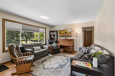 7608 Viewcrest Lane, New Hope, MN 55427 - Photo 8