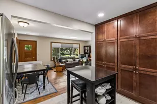 7608 Viewcrest Ln, New Hope, MN 55427 - Photo 6
