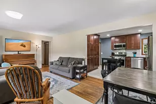 7608 Viewcrest Ln, New Hope, MN 55427 - Photo 12