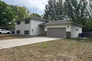 315 Brook Ave, Moorhead, MN 56560 - Photo 4