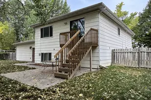 315 Brook Ave, Moorhead, MN 56560 - Photo 2
