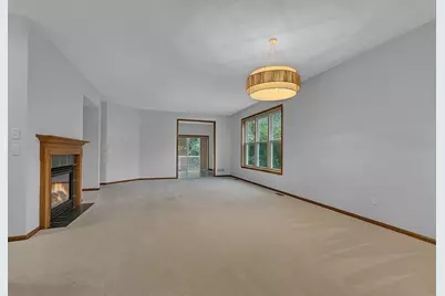 397 Campfire Curve, Chaska, MN 55318 - Photo 8