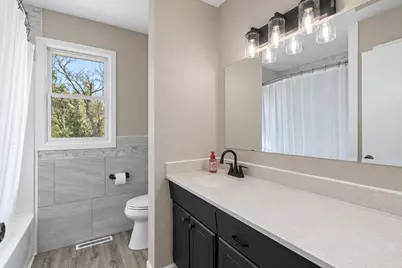 1011 N Cordova Avenue, Le Center, MN 56057 - Photo 26