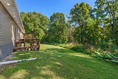 1011 N Cordova Avenue, Le Center, MN 56057 - Photo 54