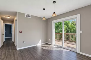 1011 N Cordova Ave, Le Center, MN 56057 - Photo 14