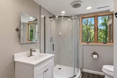1011 N Cordova Avenue, Le Center, MN 56057 - Photo 40