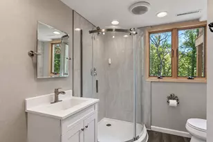 1011 N Cordova Ave, Le Center, MN 56057 - Photo 40