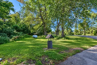 1011 N Cordova Avenue, Le Center, MN 56057 - Photo 58