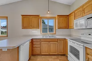1006 Diamond Willow Cir, Waite Park, MN 56387 - Photo 6