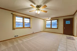 327 Pine St, Vermillion, MN 55085 - Photo 8