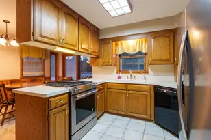 327 Pine St, Vermillion, MN 55085 - Photo 14