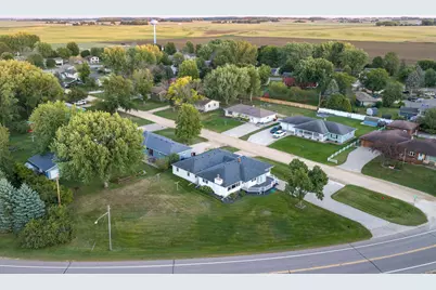 327 Pine Street, Vermillion, MN 55085 - Photo 60