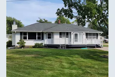 327 Pine Street, Vermillion, MN 55085 - Photo 2
