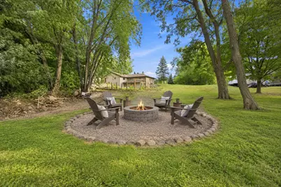 1847 Upper 55th Street E, Inver Grove Heights, MN 55077 - Photo 2