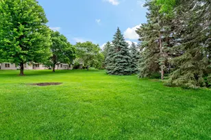 8541 Inverness Ln N, Brooklyn Park, MN 55443 - Photo 18