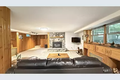 415 S 11th Street, Montevideo, MN 56265 - Photo 36