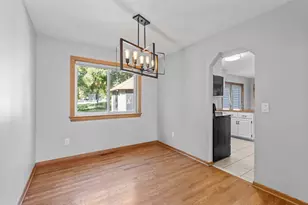 4645 Orchid Ln N, Plymouth, MN 55446 - Photo 8
