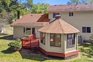 4645 Orchid Ln N, Plymouth, MN 55446 - Photo 48