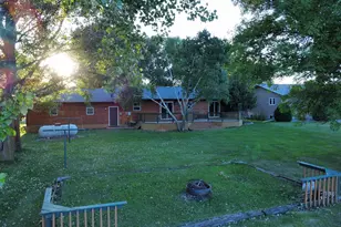 504 E Franklin Ave, Kennedy, MN 56733 - Photo 10