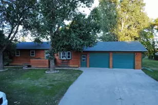 504 E Franklin Ave, Kennedy, MN 56733 - Photo 8