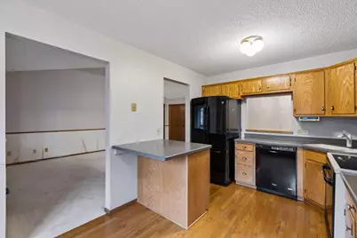 300 41st Avenue NE #202, Columbia Heights, MN 55421 - Photo 12