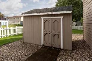 456 Braeburn Dr, Shakopee, MN 55379 - Photo 24