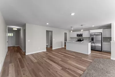 1135 Ivy Way, Faribault, MN 55021 - Photo 8