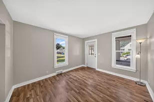 423 W Mark St, Winona, MN 55987 - Photo 14