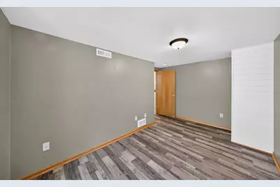 423 W Mark Street, Winona, MN 55987 - Photo 34