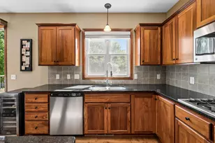 10406 Florida Ave N, Brooklyn Park, MN 55445 - Photo 8