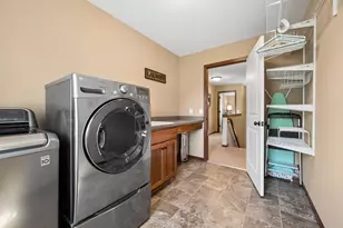 10406 Florida Ave N, Brooklyn Park, MN 55445 - Photo 46