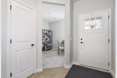 196 Liberty Heights Drive, Chaska, MN 55318 - Photo 6