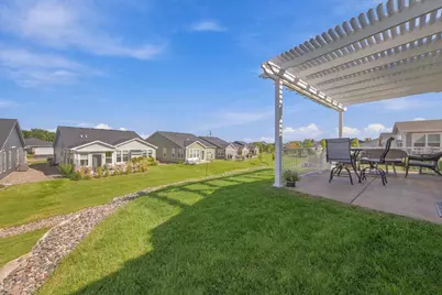 196 Liberty Heights Drive, Chaska, MN 55318 - Photo 32