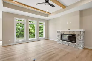 538 Chapman Hls Ct, Hudson, WI 54016 - Photo 4