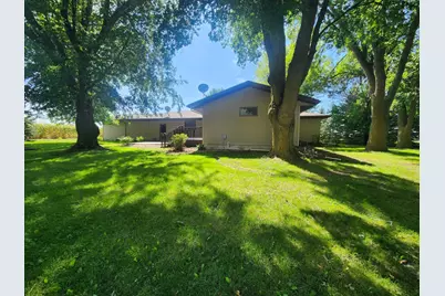 1304 State Highway 30, Pipestone, MN 56164 - Photo 2