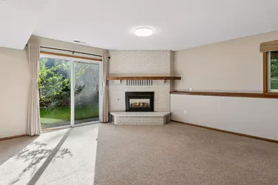 7890 Upper 139th Court, Apple Valley, MN 55124 - Photo 18