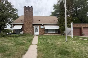 612 Stewart Ave, South Saint Paul, MN 55075 - Photo 1