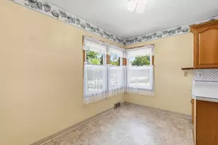 4725 Krech Ave, White Bear Lake, MN 55110 - Photo 10