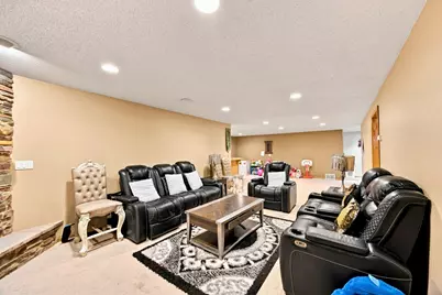 609 Lexington Lane, Moorhead, MN 56560 - Photo 12