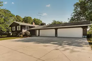 297 Majestic Rd NW, Rochester, MN 55901 - Photo 2