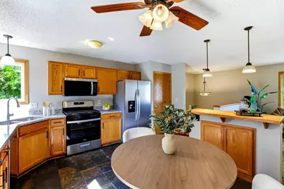 332 Orchard Parkway W, Shakopee, MN 55379 - Photo 8