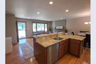 5033 Overlook Drive, Bloomington, MN 55437 - Photo 6