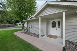 5243 Pathways Ave, White Bear Lake, MN 55110 - Photo 40