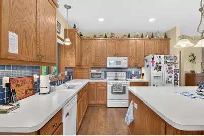 525 Devin Lane, River Falls, WI 54022 - Photo 16