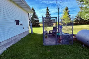 2891 State Hwy 172 NW, Baudette, MN 56623 - Photo 16