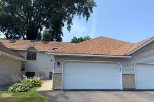 3263 Greenbrier St, Vadnais Heights, MN 55127 - Photo 2