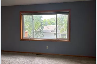 3263 Greenbrier Street, Vadnais Heights, MN 55127 - Photo 10