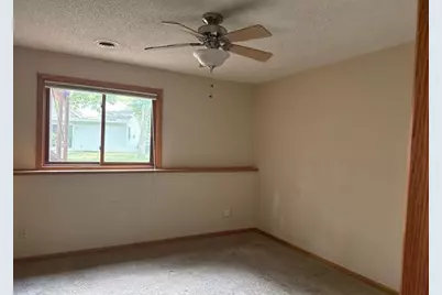 3263 Greenbrier Street, Vadnais Heights, MN 55127 - Photo 16